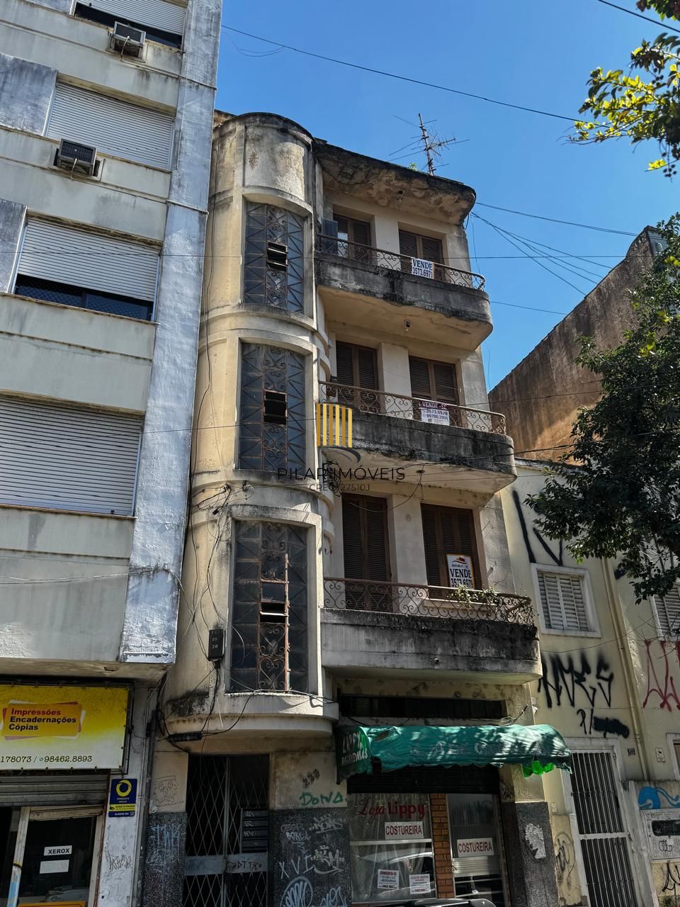 Predio com 4 unidades de apartamentos - Pilar Imóveis