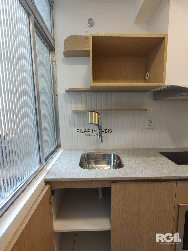 Apartamento de 1 dormitório, REFORMADO - Cód. RP342815