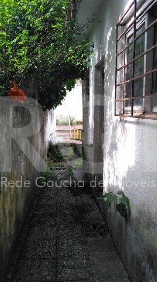 Casa para Venda - 64m², 2 dormitórios, Menino Deus