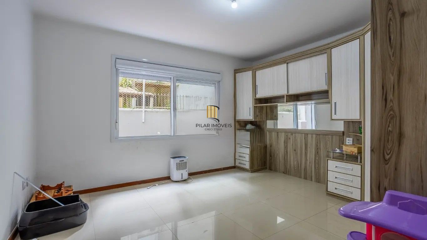 Apartamento de 2 dormitórios no centro histórico de Poa