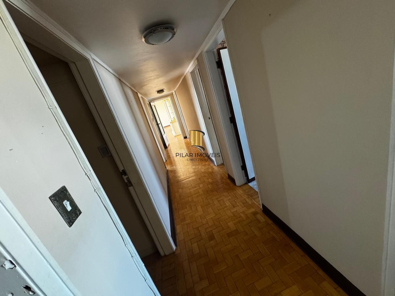 Apartamento super Amplo em frente a Santa Casa, Centro Histórico - POA