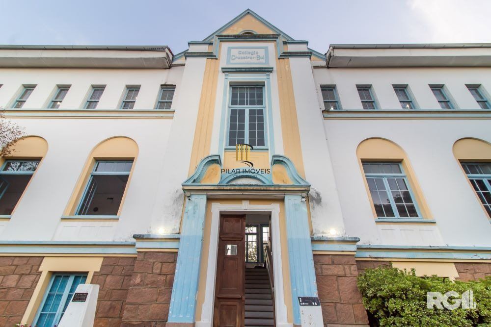 APARTAMENTO 3 DORMITÓRIOS A VENDA, NO BAIRRO TERESÓPOLIS.