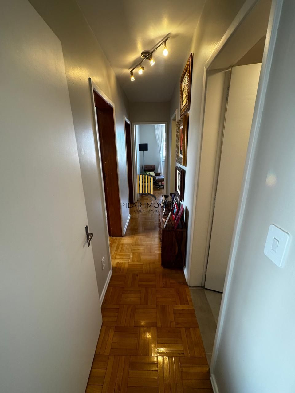 Apartamento de 3 dormitórios com garagem - Santana - Porto Alegre Cód. 216308-RP
