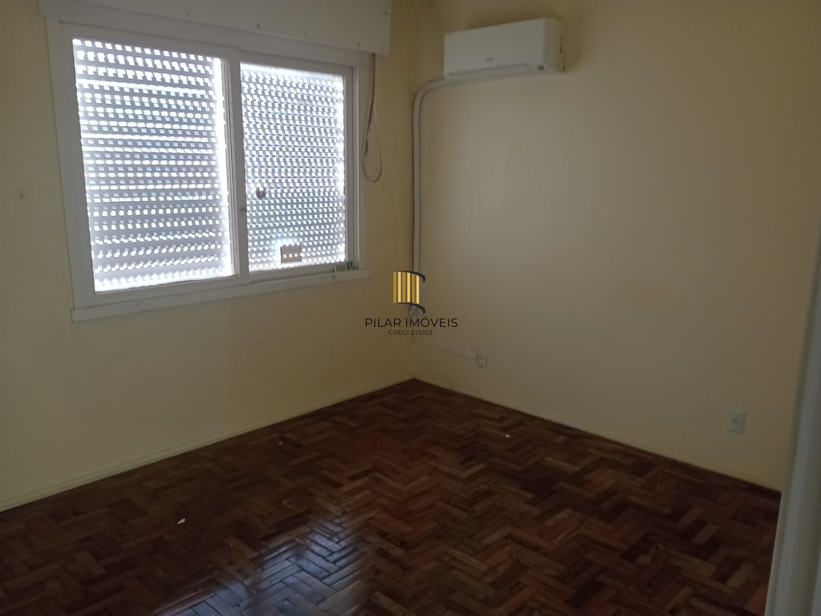 Apartamento 2 quartos com garagem  bairro Humaitá em Porto Alegre.
