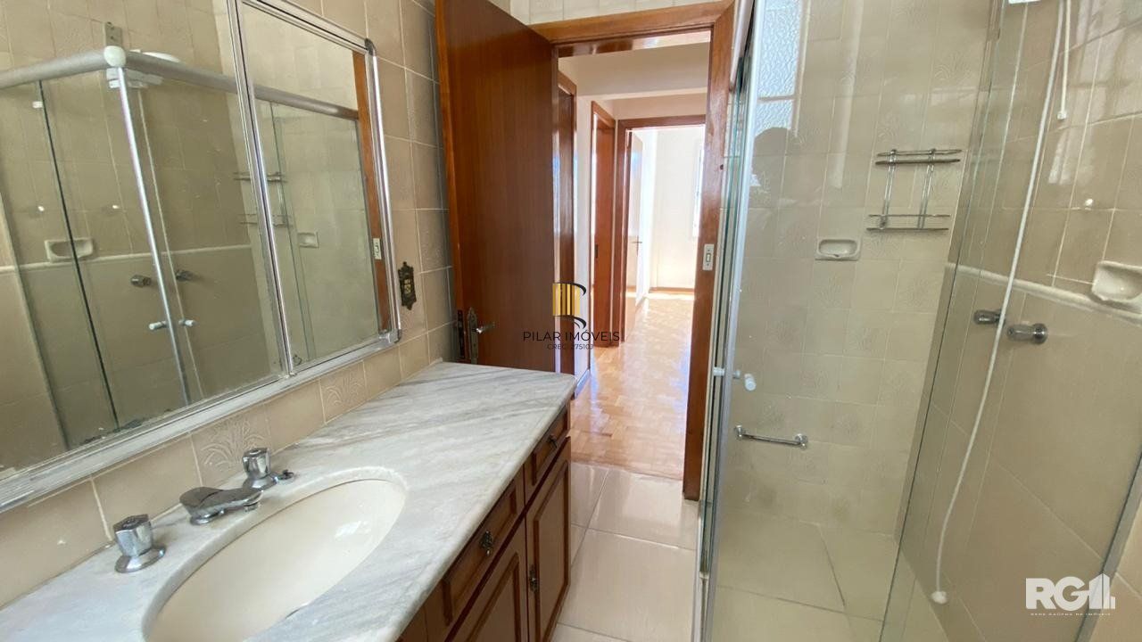 APARTAMENTO 3 DORMITÓRIOS WC AUXILIAR. CÓD. RP389992