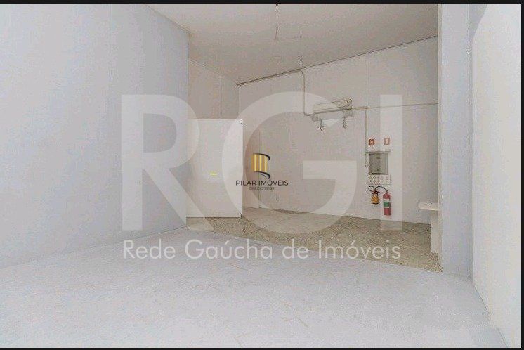 Loja para Venda - 180m², 0 dormitórios, 1 vaga - Menino Deus