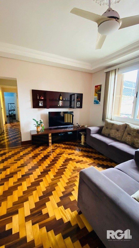APARTAMENTO A VENDA, 3 DORMITÓRIOS REFORMADO NA JOÃO ALFREDO.