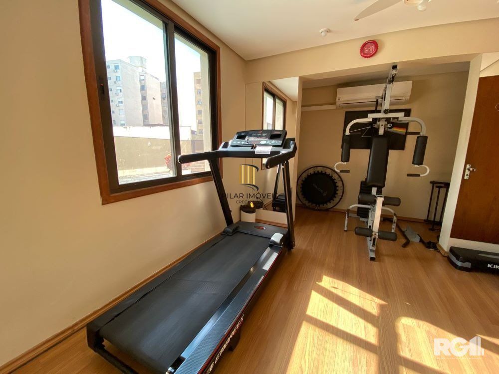 APARTAMENTO 2 DORMITÓRIOS COM VAGA DE GARAGEM COBERTA! CÓD.390235