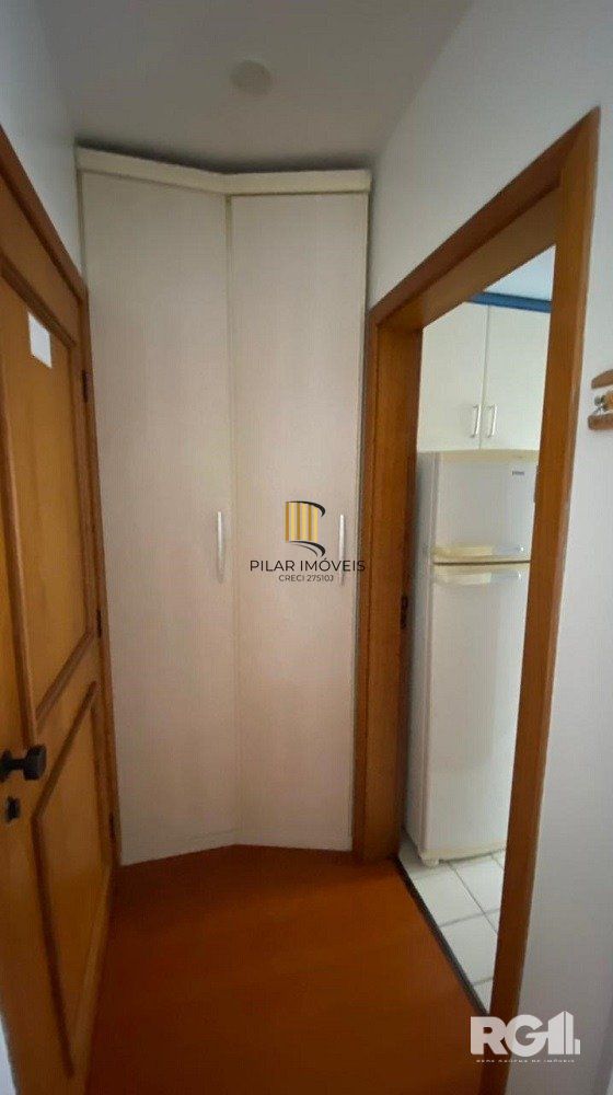APTO 2 DORM MOBILIADO COM GAR. ED. PORT.ELEV. - CENTRO HISTÓRICO