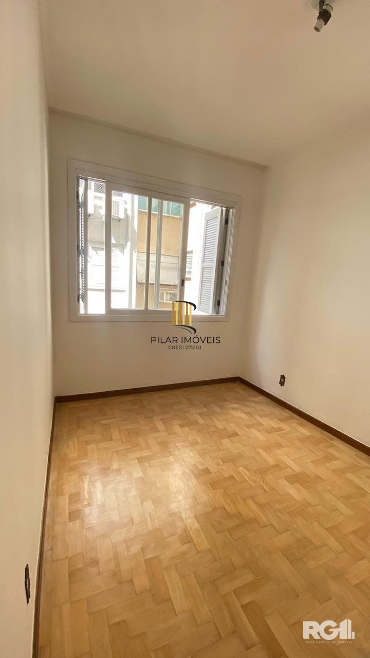 APARTAMENTO 3 DORMITÓRIOS WC AUXILIAR. CÓD. RP389992