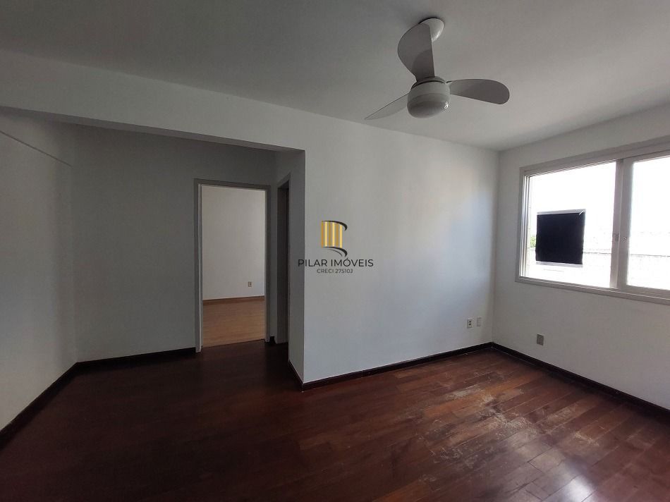 AMPLO APARTAMENTO 1 DORMITÓRIO COM VAGA COBERTA