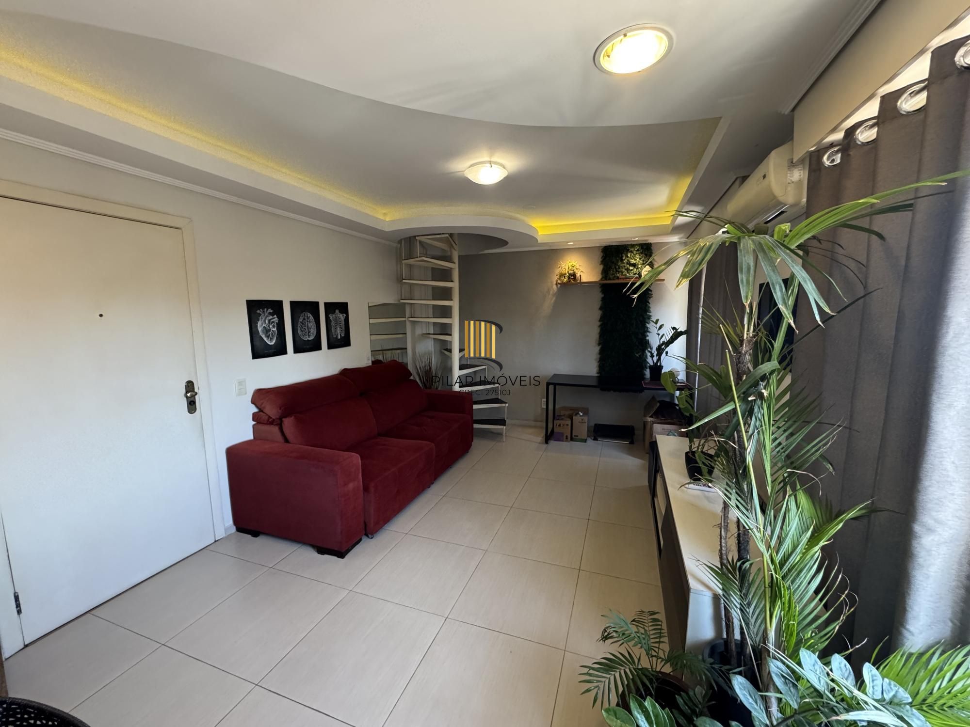 Duplex semimobiliado, desocupado e pronto para morar!