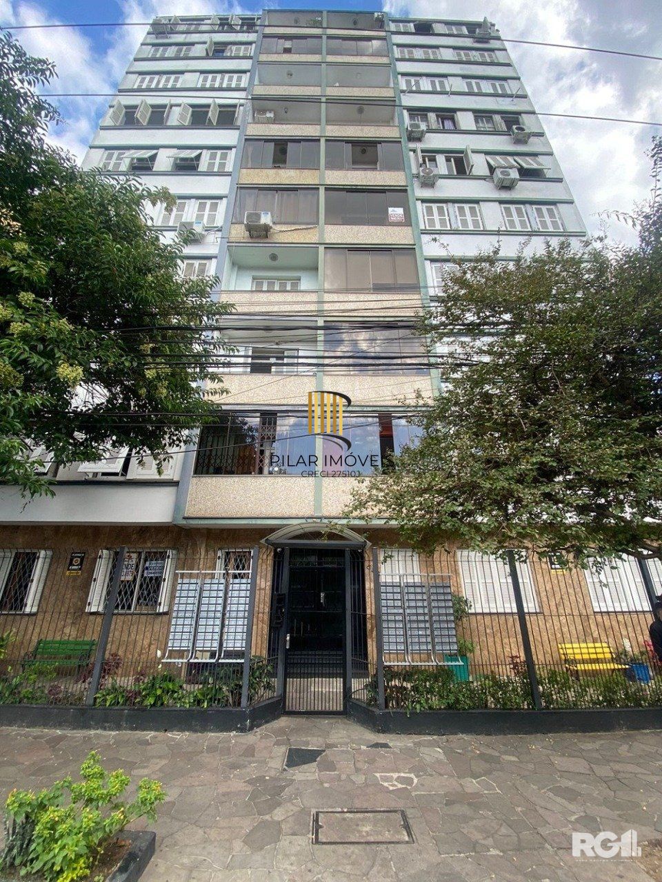 EEXCELENTE  APARTAMENTO DE 2 DORM TRANSFORMADO EM 3, CIDADE BAIXA. CÓD RP389820 - Pilar Imóveis
