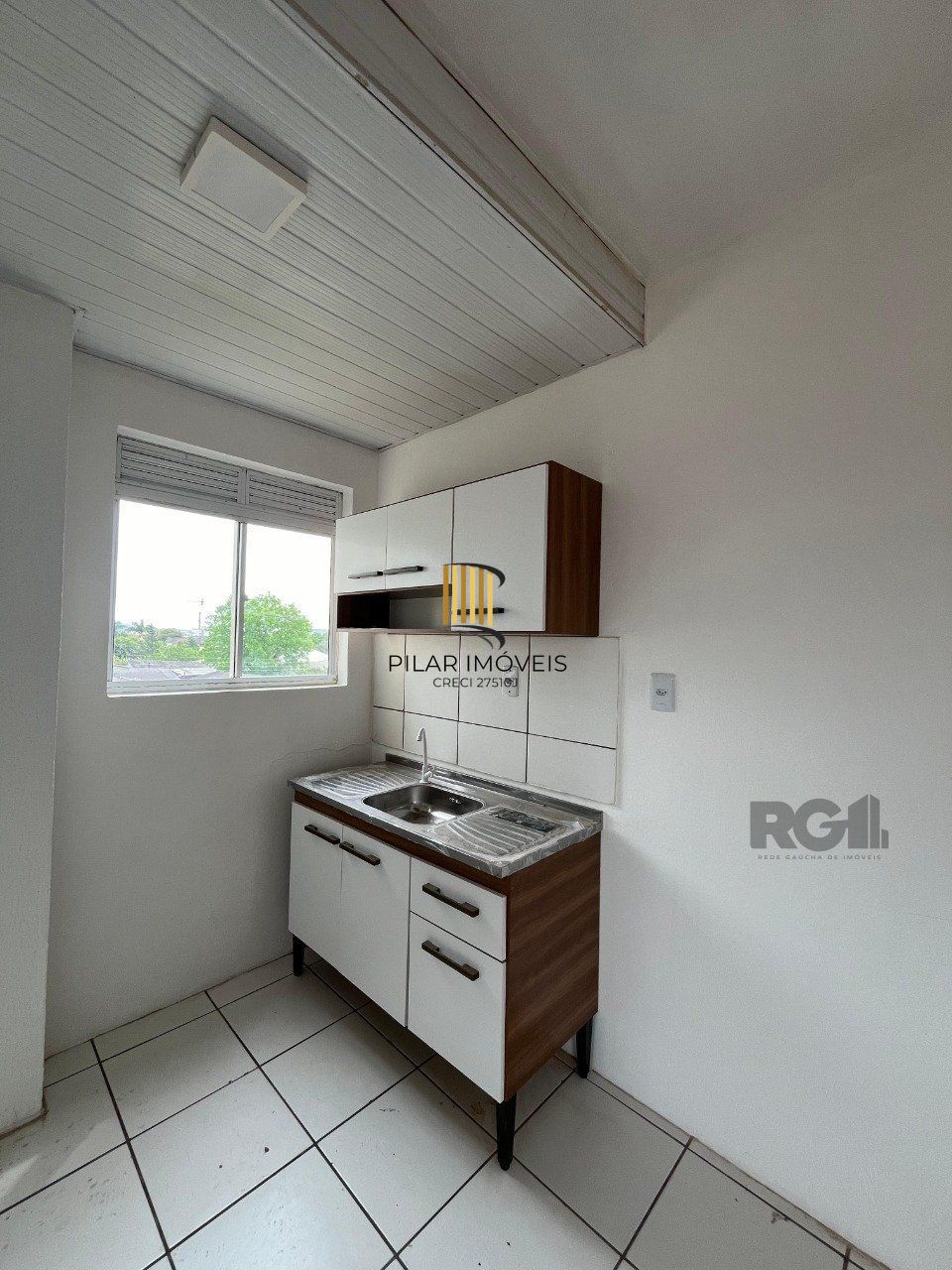 Apartamento 2 dormitórios de frente com garagem, bairro Restinga- porto Alegre