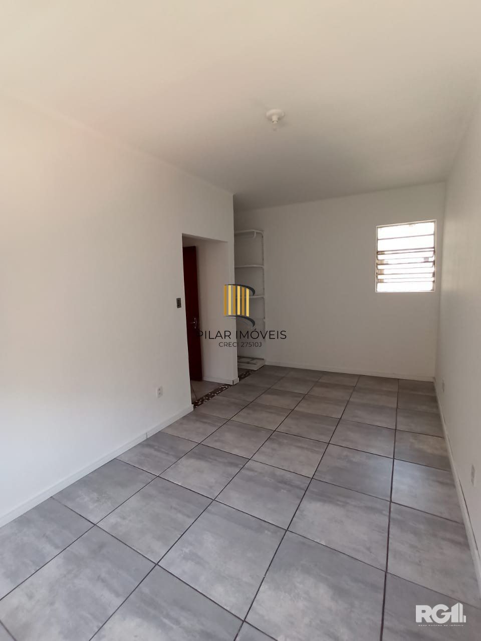 Ótimo apartamento à venda no bairro Menino Deus, em Porto Alegre.