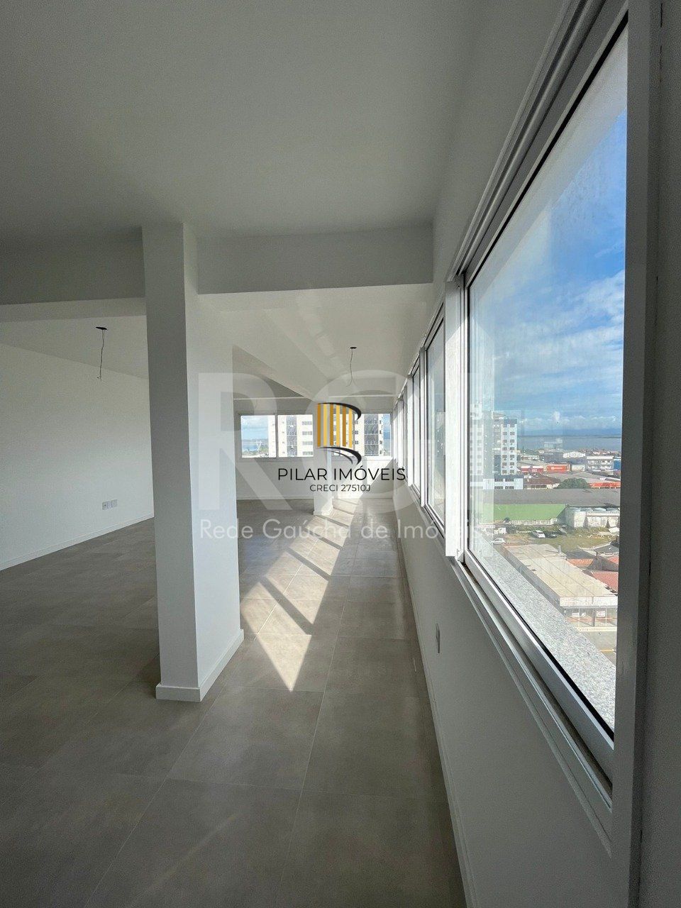 Apartamento com 3 Quartos e 3 banheiros à Venda, 129 m² Centro de Tramandaí