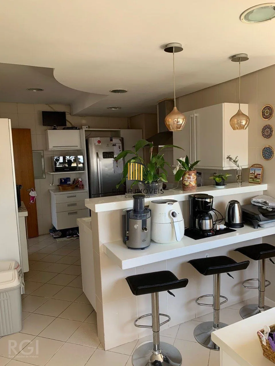 Cobertura para Venda - 310m², 3 dormitórios, sendo 1 suites, 4 vagas - Rio Branc