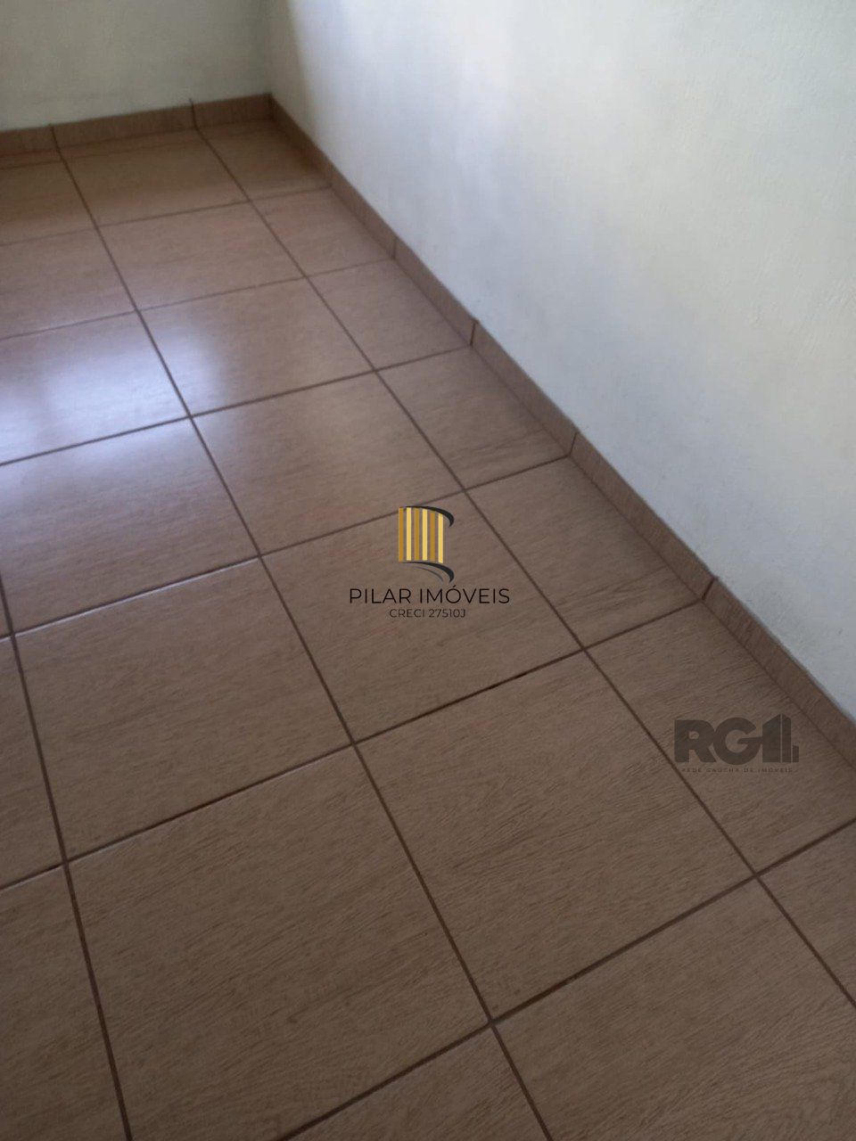 Apartamento 2 dormitórios, Frente, 60m² , bairro Rubem Berta- PortoAlegre