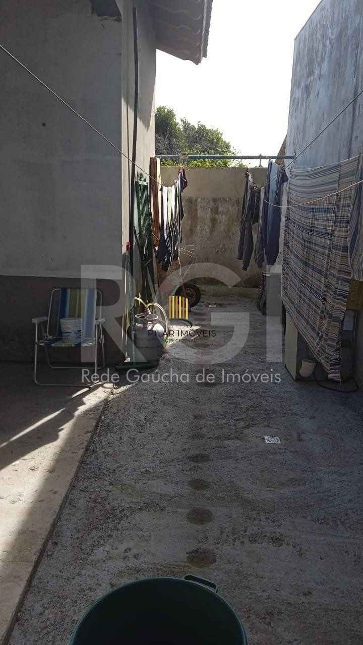 Casa para Venda - 90m², 3 dormitórios, 4 vagas - Maria Regina