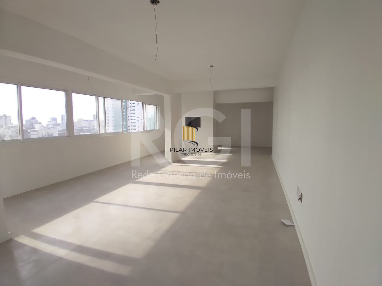 Apartamento com 3 Quartos e 3 banheiros à Venda, 129 m² Centro de Tramandaí