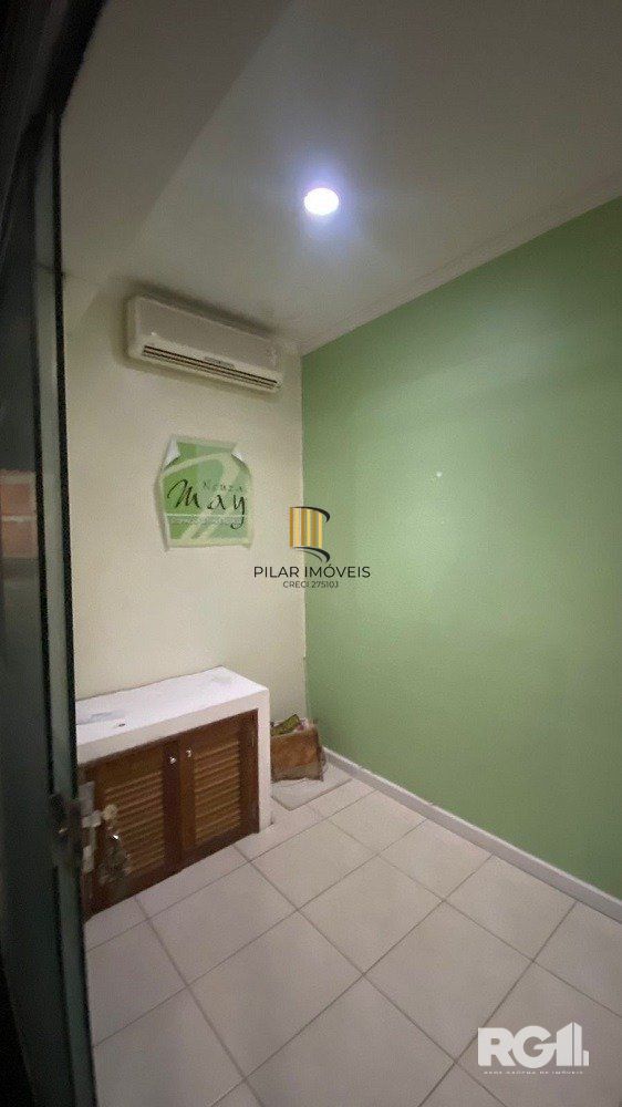 Loja no Bom Fim com garagem- Cód. RP389767