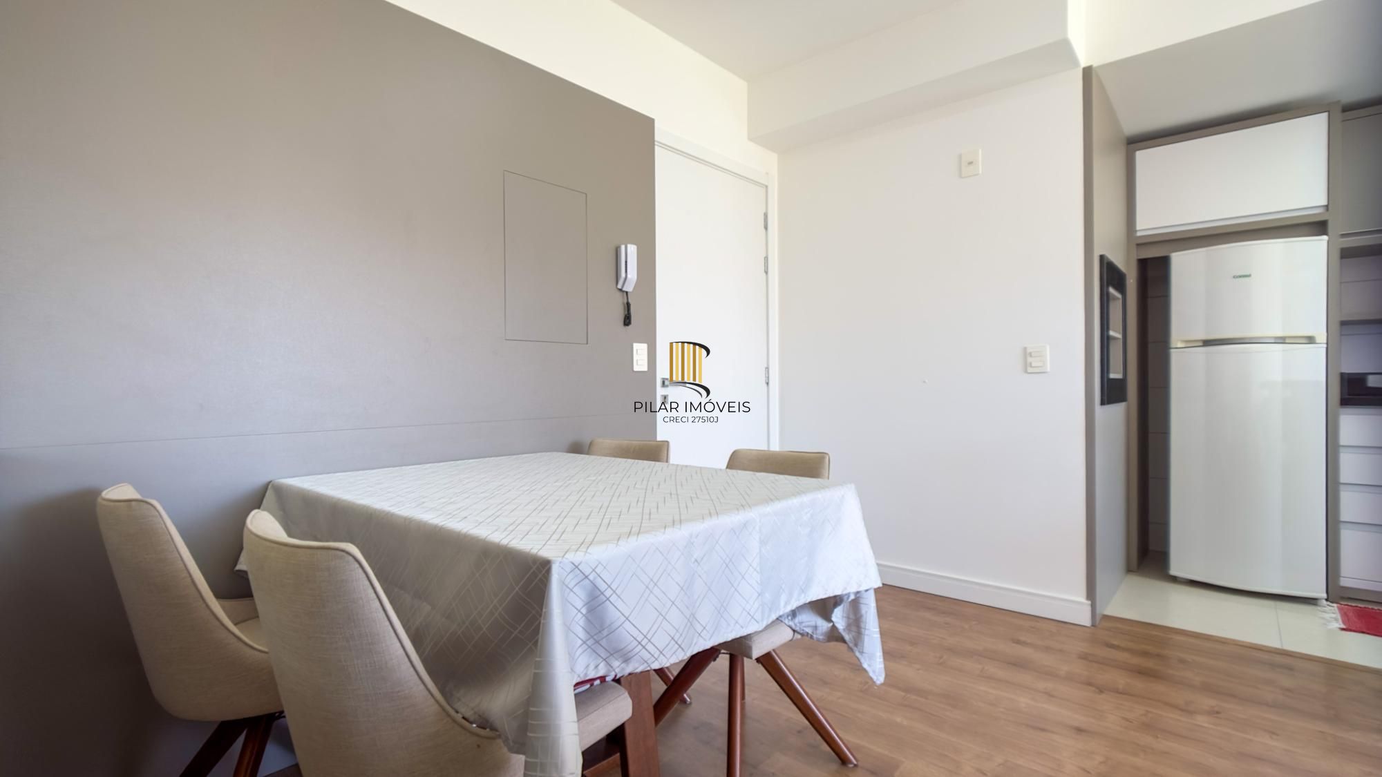 Excelente apartamento 2 dormitorios  semi mobiliado localizado na cidade baixa