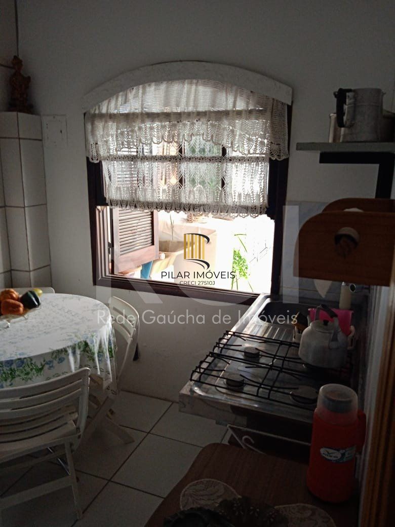 Casa para Venda - 750m², 6 dormitórios, sendo 3 suites, 4 vagas - Partenon