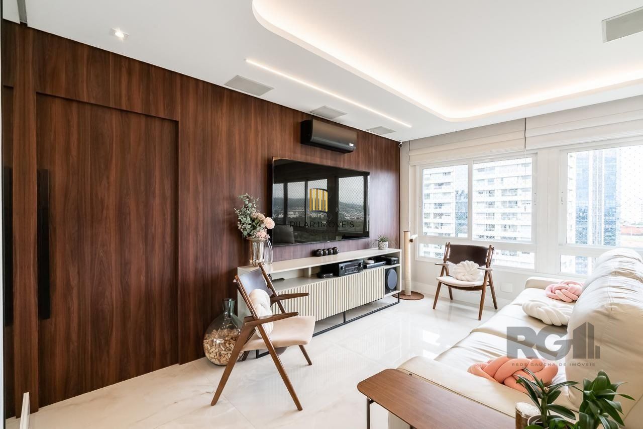 Cobertura 3 dormitórios à venda Petrópolis Porto Alegre/RS