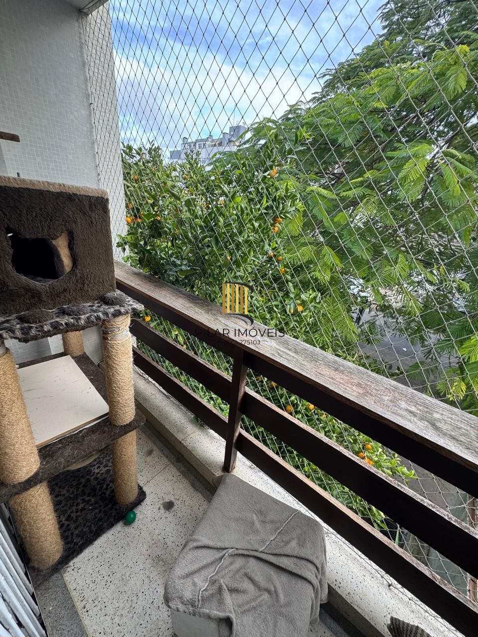 Apartamento 2 dormitórios no bairro Azenha