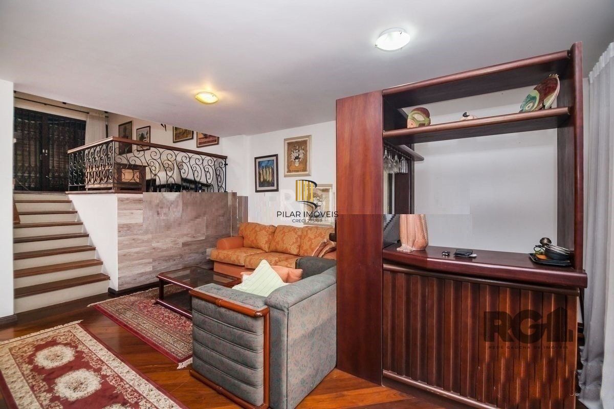 Casa 3 dormitórios à venda Rio Branco Porto Alegre/RS