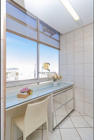 Vende Sala comercial no Centro Historico