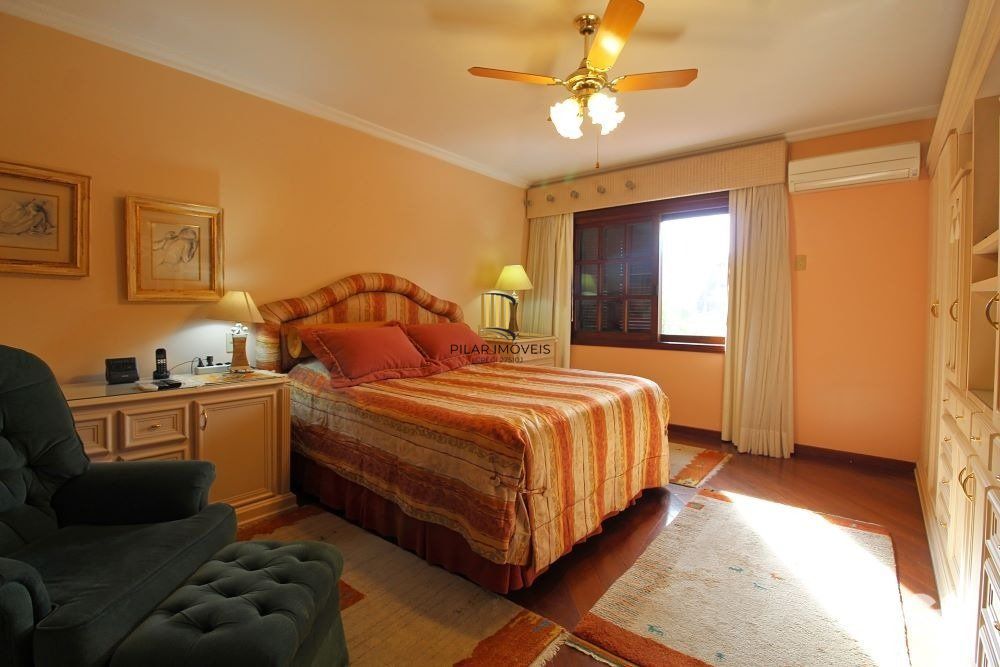CASA 4 DORMITÓRIOS A VENDA,  NA CHÁCARA DAS PEDRAS .