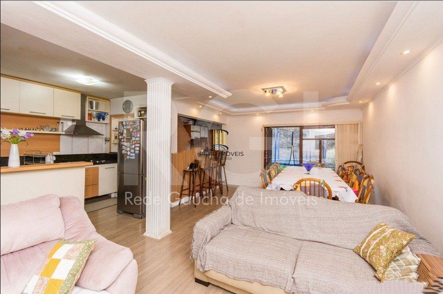 Casa 3 dormitórios à venda Menino Deus Porto Alegre/RS