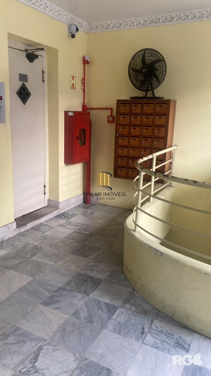 Excelente Apartamento à venda  - Centro, Porto Alegre. CÓD. RP389971