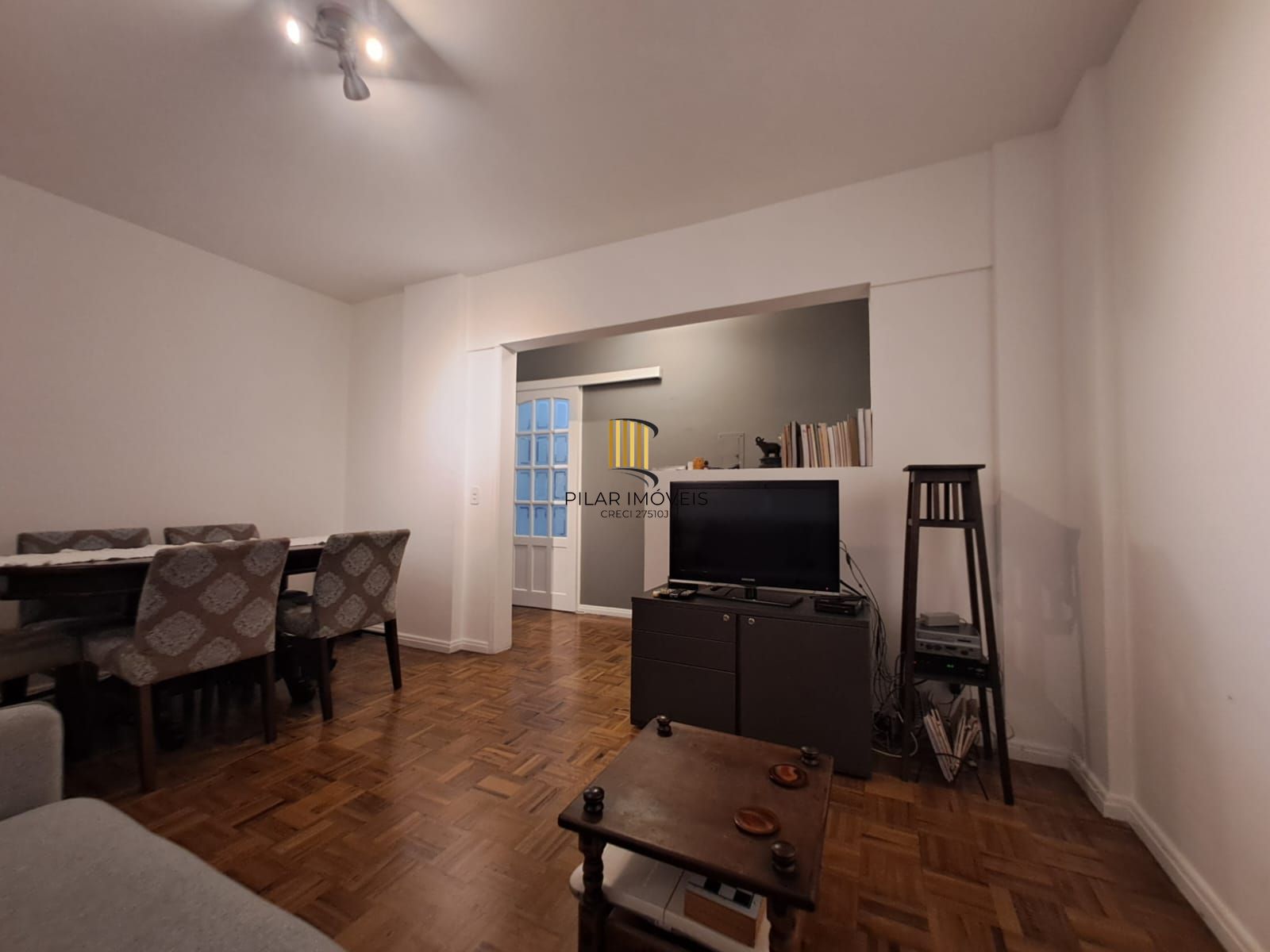 Apartamento 02 Dormitorios