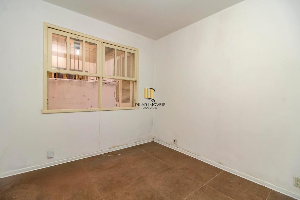 🏡 Apartamento 2 Dormitórios à Venda na Carlos Gomes com Pátio Privativo e Vaga Rotativa