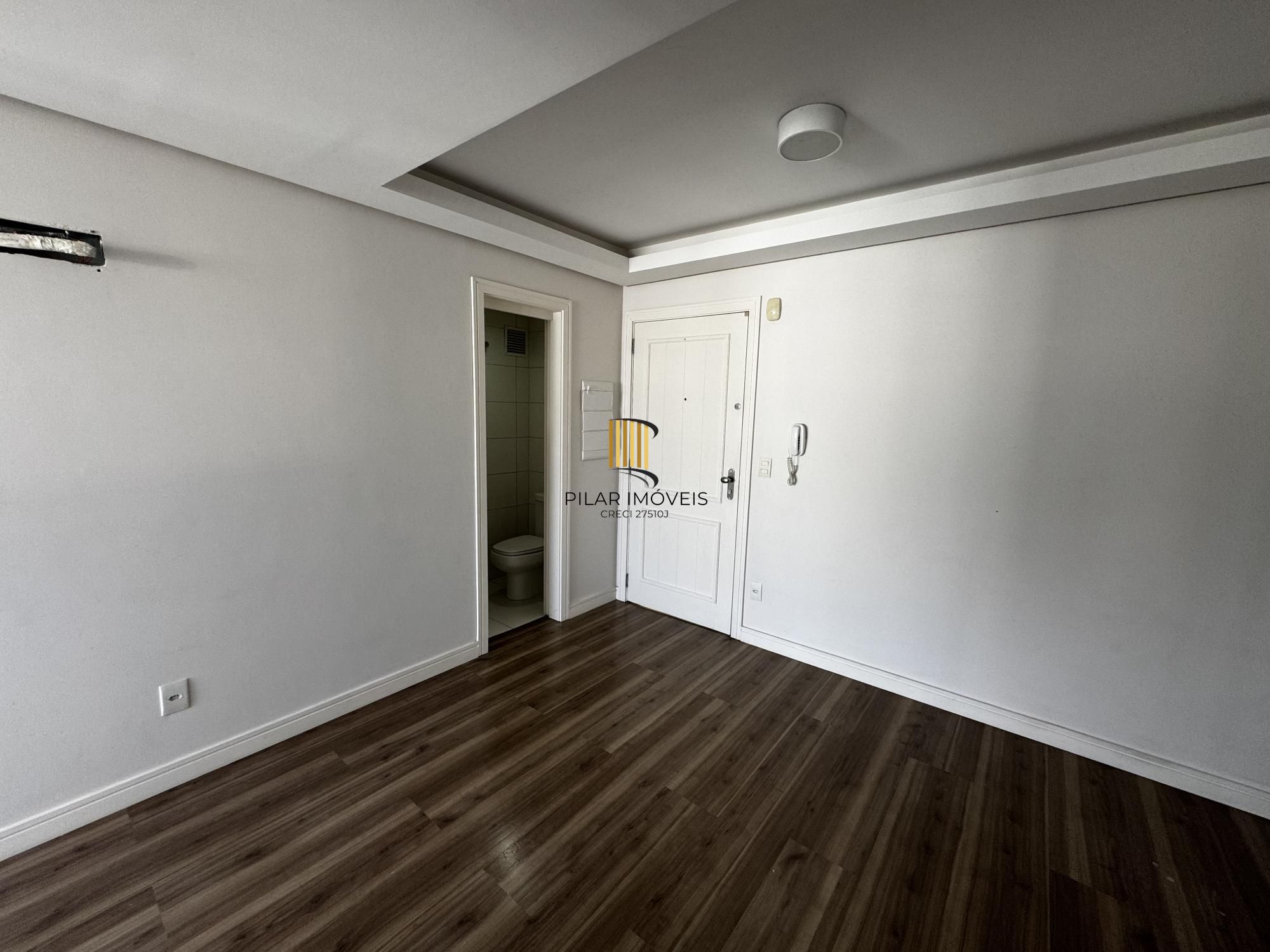 **Apartamento de 1 dormitório, garagem, Semimobiliado, condomínio com infra à Venda na Cidade Baixa, Porto Alegre, RS**