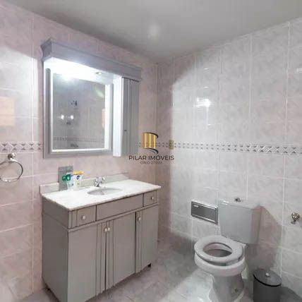 Casa Bairro 4 dormitorios Ipanema.