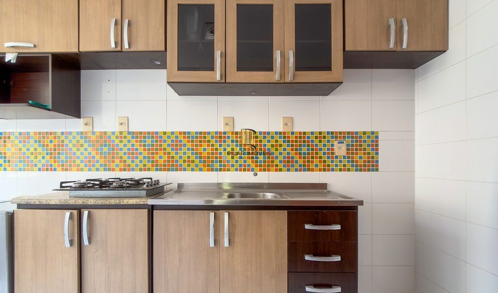 APARTAMENTO COM UMA VAGA DE GARAGEM - NA LUIZ AFONSO