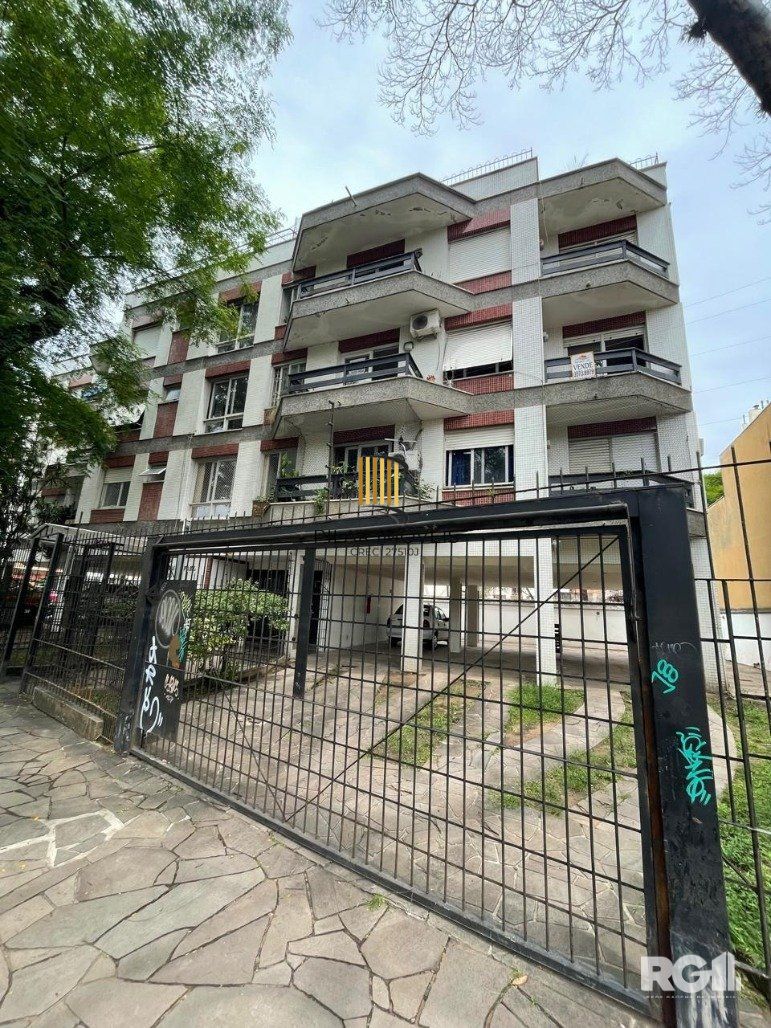 Apartamento de 2 dormitórios sendo um com sacada e garagem para 2 carros. - Pilar Imóveis