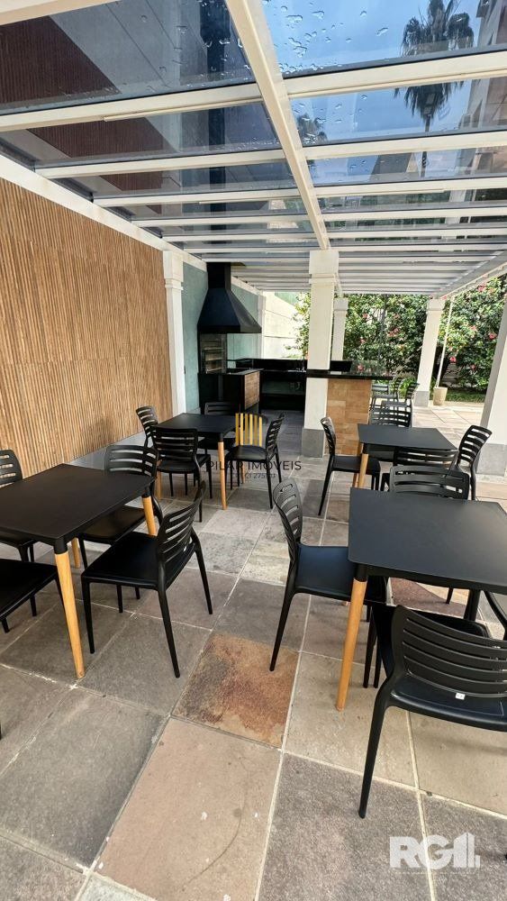 APARTAMENTO SEMI MOBILIADO - 3  DORM COM  GAR - CÓD. RP390648