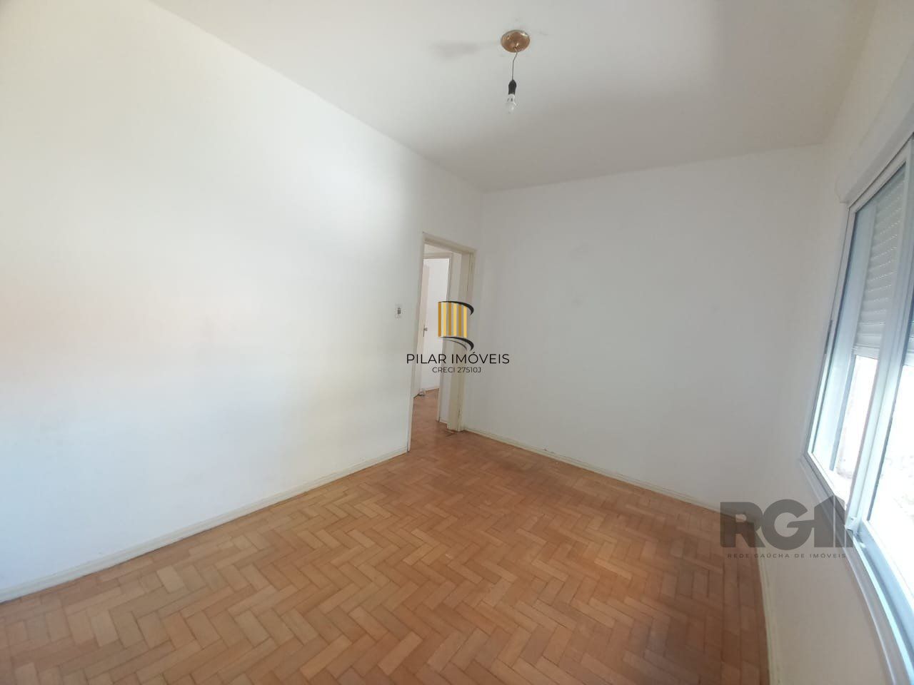 Apartamento  com 2 quartos, desocupado em frente ao zaffari  na Cidade Baixa!