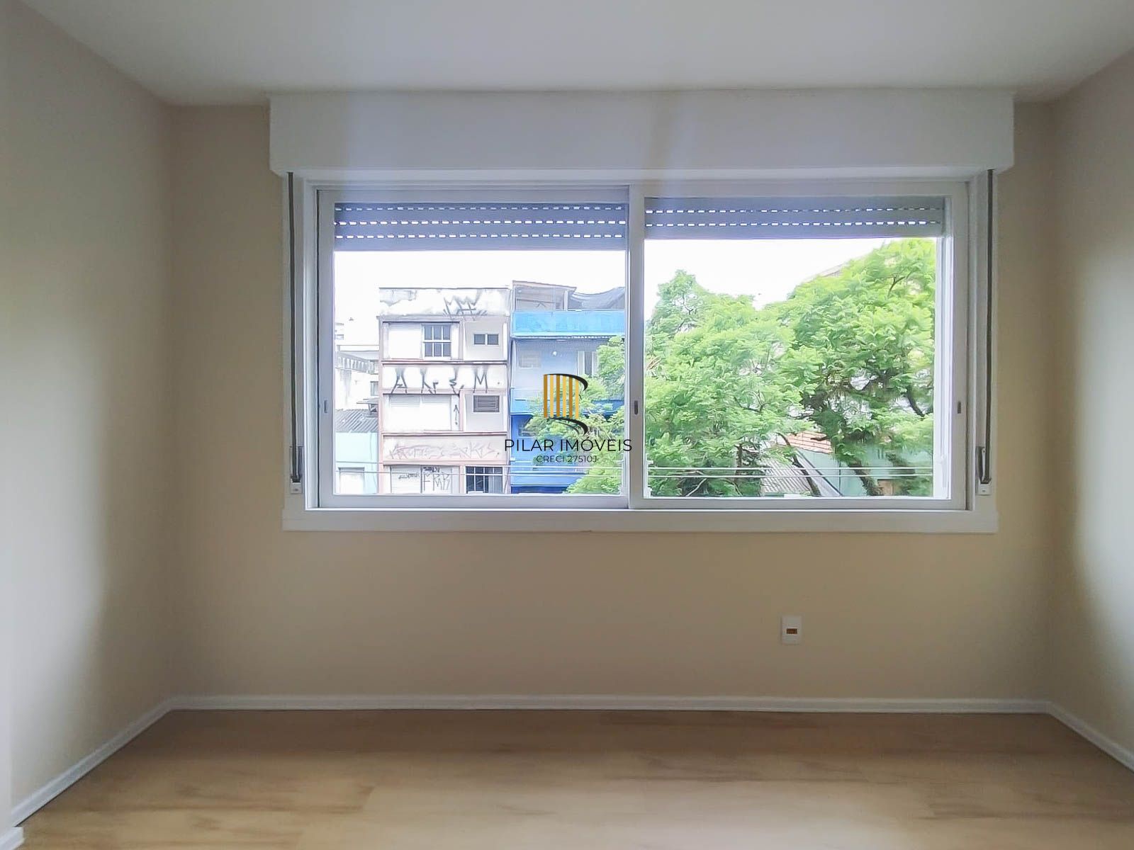 Apartamento Reformado na Rua da República – Ótima Vista e Iluminação Natural