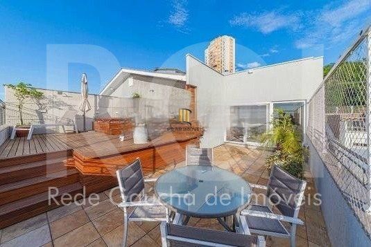 Cobertura para Venda - 243m², 3 dormitórios, sendo 1 suites, 2 vagas - Menino De
