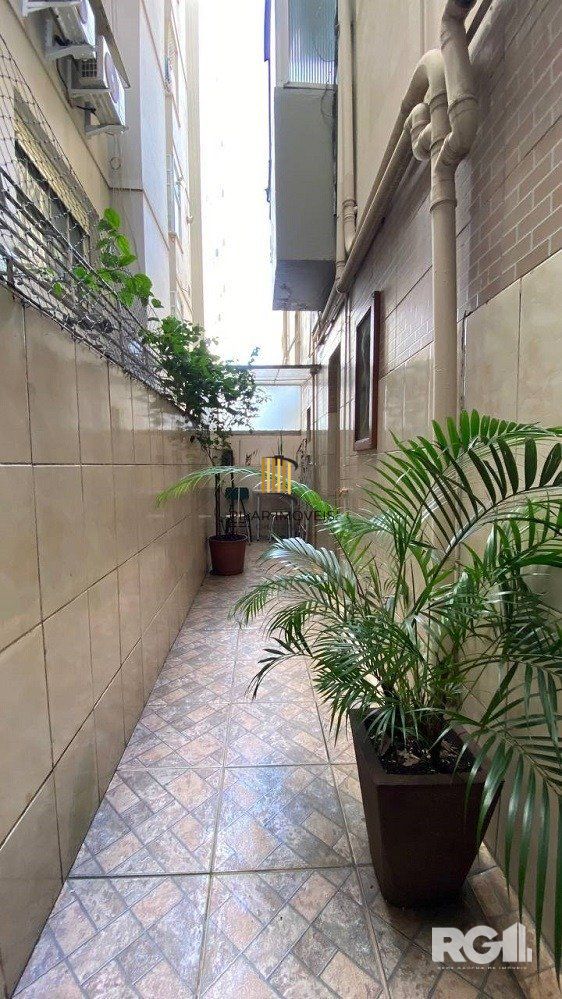 Apartamento à venda no Ed. Jaguari, localizado na Rua Jose do Patrocinio, no bairro Cidade Baixa em Porto Alegre