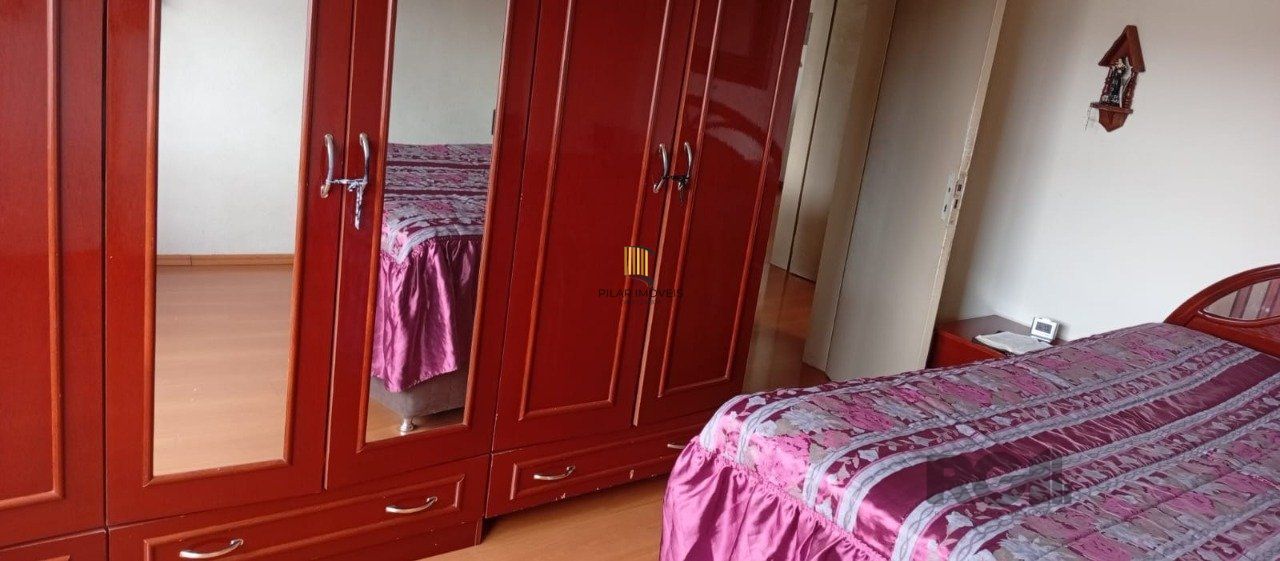 Apartamento de 02 dormitórios, de frente com elevador bairro Partenon- Porto Ale