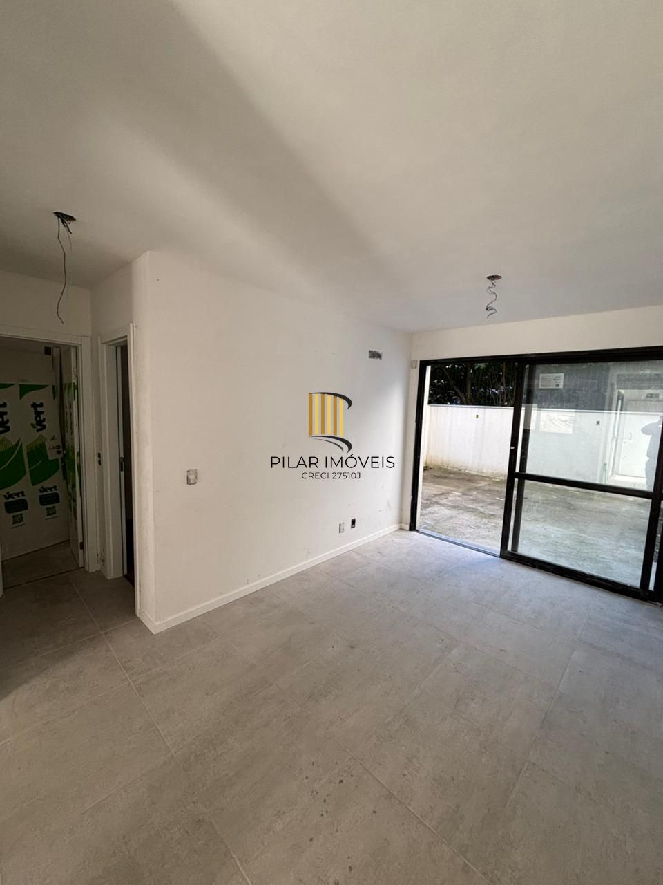 Garden 1 Dormitório com Terraço e Pátio na Lima e Silva – Cidade Baixa