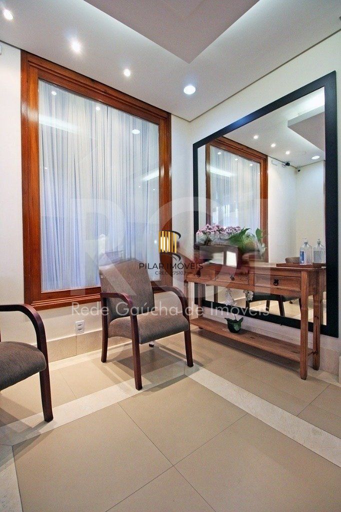 Apartamento 1 quarto com sacada e garagem!