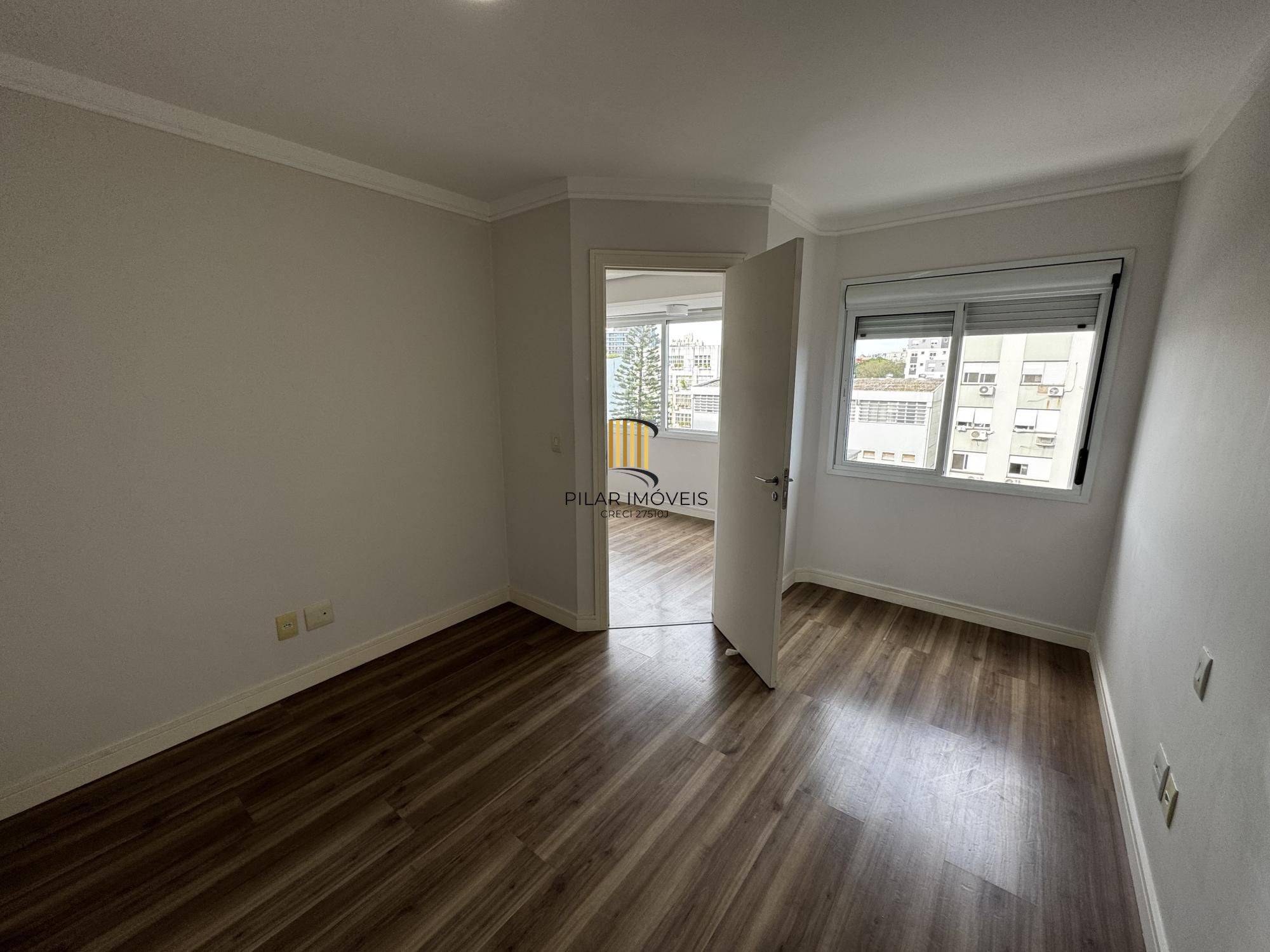 **Apartamento de 1 dormitório, garagem, Semimobiliado, condomínio com infra à Venda na Cidade Baixa, Porto Alegre, RS**
