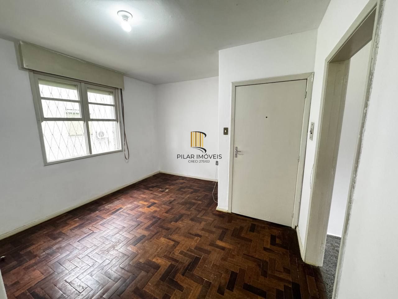 Apartamento de 2 Dormitórios de frente - Cristal Porto Alegre